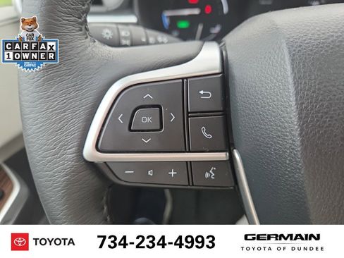 Used 2024 Toyota Sienna XLE w/ XLE Plus Package AWD/4WD image 21