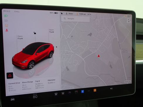 Used 2023 Tesla Model Y Long Range image 36