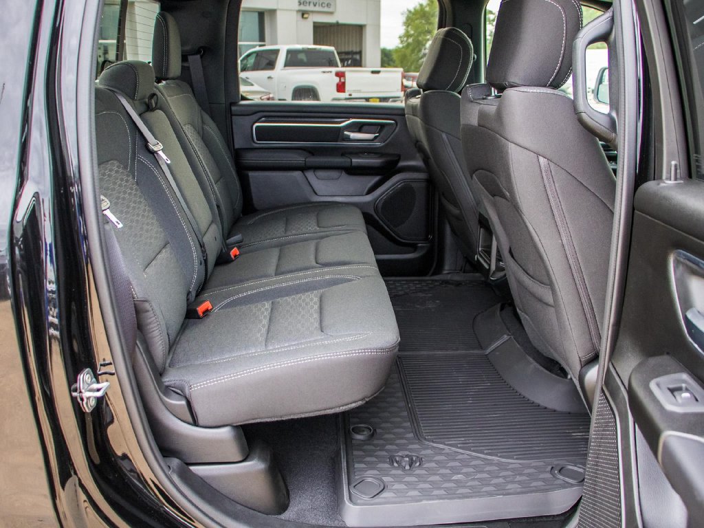Used 2025 RAM 1500 Big Horn AWD/4WD image 22