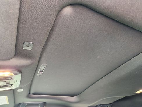 Used 2023 Toyota Highlander XSE image 29