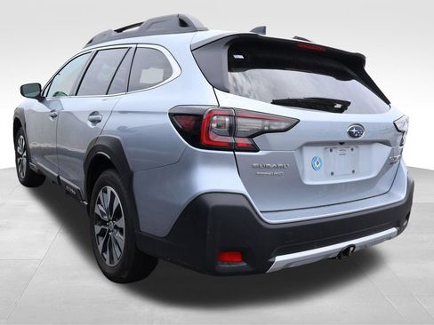 Used 2023 Subaru Outback Limited AWD/4WD image 22