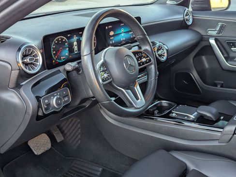 Used 2021 Mercedes-Benz A 220 image 13