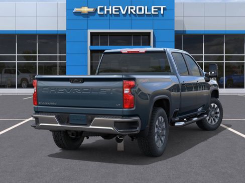 New 2026 Chevrolet Silverado 2500 LT image 4