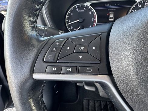 Used 2022 Nissan Sentra SV w/ Trunk Package image 13