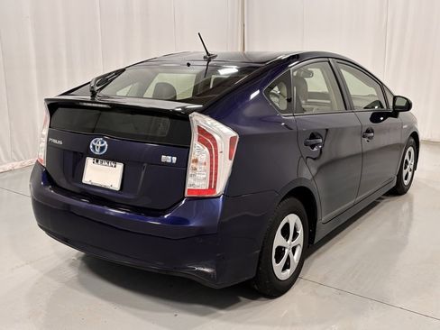 Used 2015 Toyota Prius One image 7