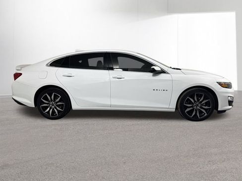 Used 2020 Chevrolet Malibu RS image 33