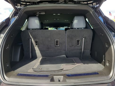 Used 2022 Buick Enclave Essence FWD image 16
