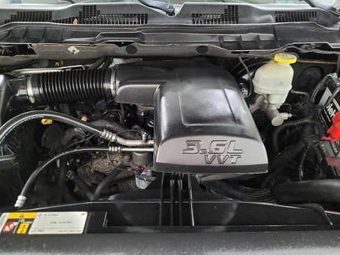 Used 2020 RAM 1500 Warlock w/ Electronics Group AWD/4WD image 30