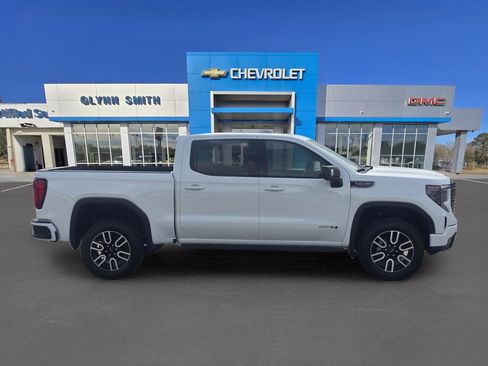 Used 2026 GMC Sierra 1500 AT4 w/ AT4 Premium Package AWD/4WD image 4