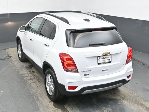 Used 2019 Chevrolet Trax LT w/ LT Convenience Package image 34