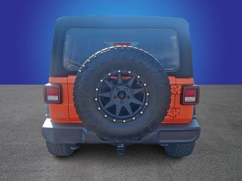 Used 2018 Jeep Wrangler Unlimited Sport S AWD/4WD image 5