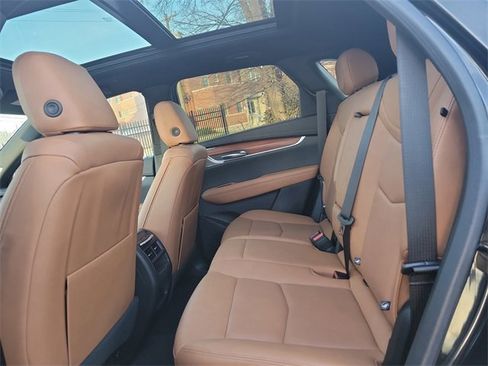 Certified 2023 Cadillac XT5 Premium Luxury image 30