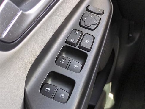 Certified 2022 Hyundai Kona Limited w/ Cargo Package image 29