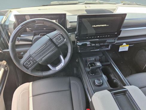 New 2026 GMC Hummer EV 4x4 Crew Cab image 19