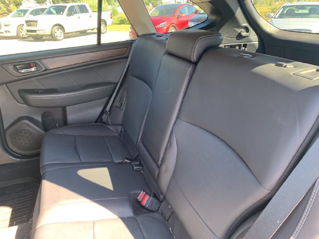 Used 2018 Subaru Outback 2.5i Limited AWD/4WD image 10