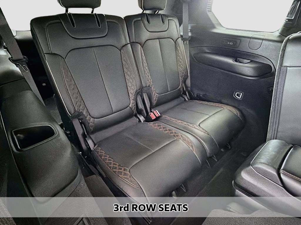 Used 2023 Jeep Grand Cherokee L Summit AWD/4WD image 15