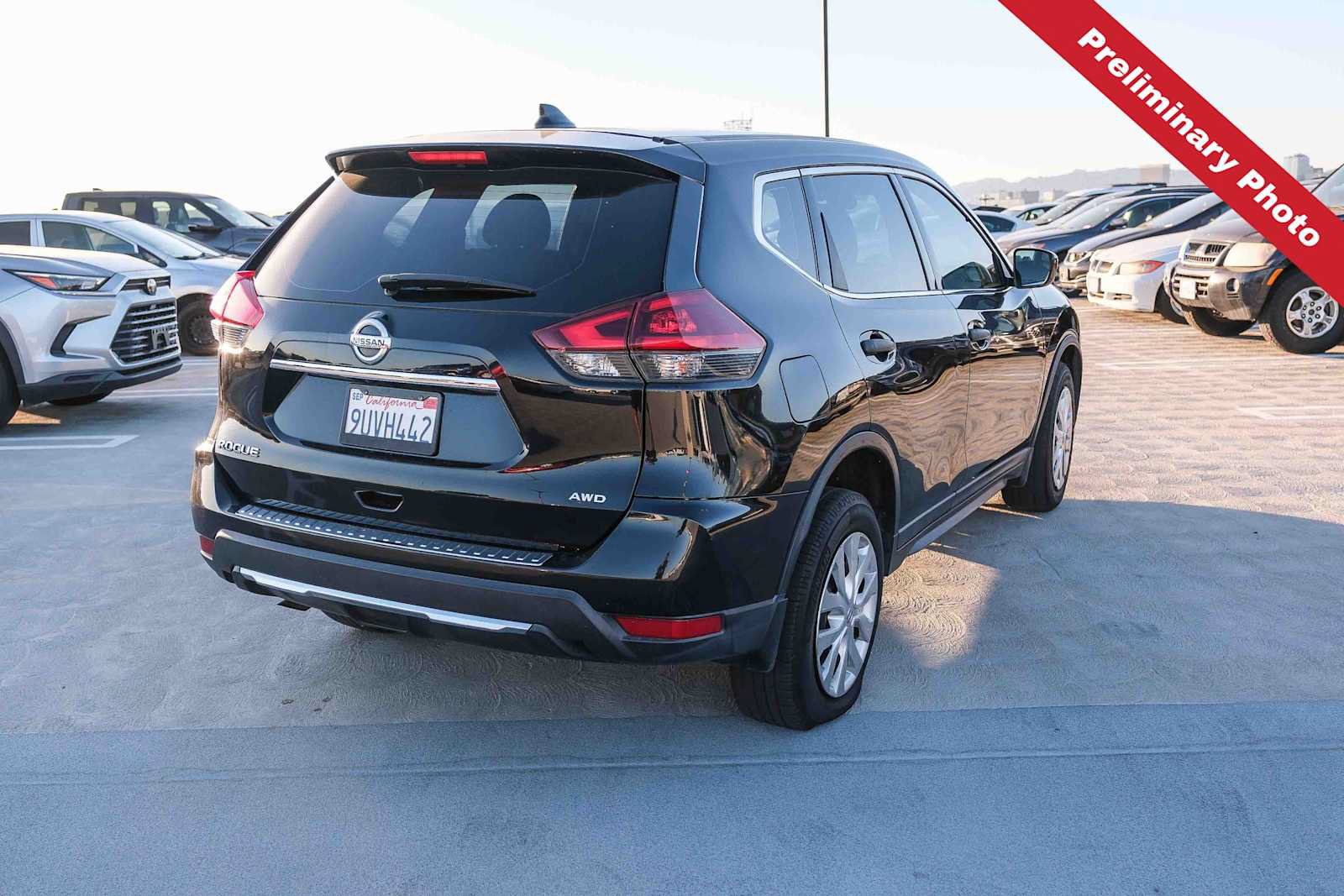 Used 2020 Nissan Rogue S AWD/4WD image 4