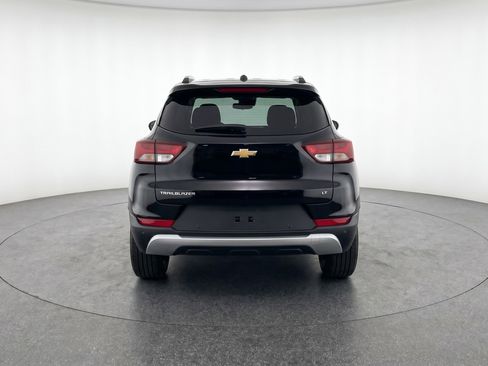 Used 2025 Chevrolet TrailBlazer LT w/ Driver Confidence Package AWD/4WD image 7