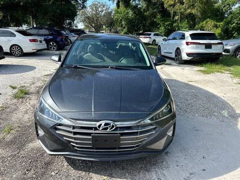 Used 2020 Hyundai Elantra SE FWD image 15
