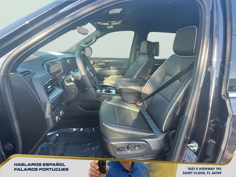 New 2026 Chevrolet Suburban Premier AWD/4WD image 32