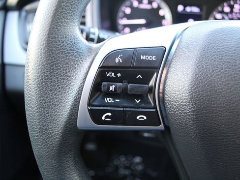 Used 2019 Hyundai Sonata SE FWD image 16