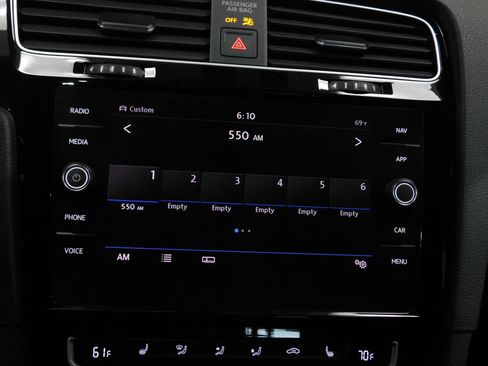 Used 2019 Volkswagen Golf R 4-Door AWD/4WD image 47