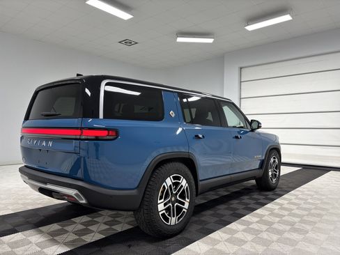 Used 2023 Rivian R1S Adventure AWD/4WD image 5