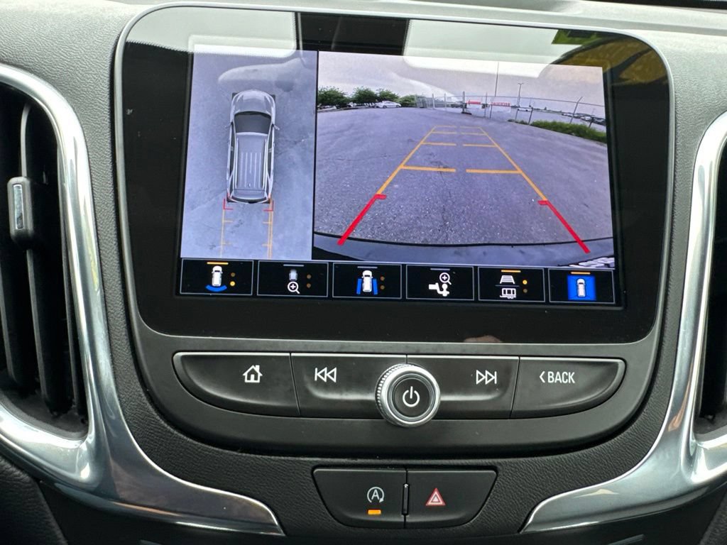 Used 2023 Chevrolet Equinox LT FWD image 18