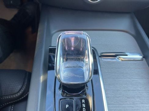 New 2026 Volvo V60 B5 Cross Country Ultra w/ Climate Package image 31