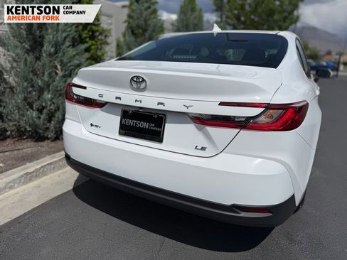 Used 2026 Toyota Camry LE FWD image 30