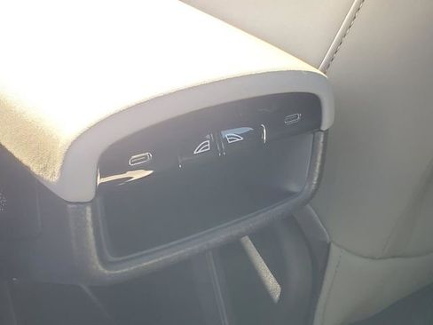 New 2025 Volvo EX30 Plus w/ Protection Package Premier AWD/4WD image 26