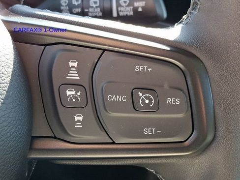 Used 2025 Jeep Wrangler Unlimited Sport AWD/4WD image 25