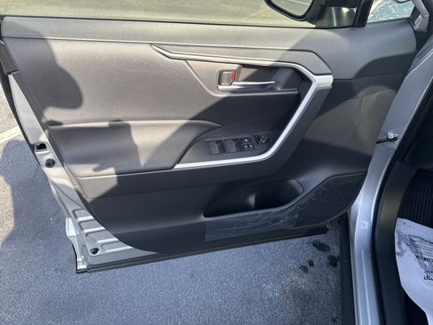 New 2025 Toyota RAV4 XLE image 23