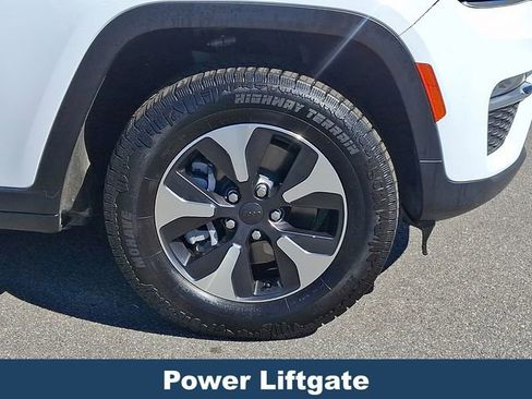Used 2024 Jeep Grand Cherokee Limited 4xe AWD/4WD image 10