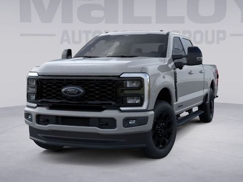 New 2026 Ford F250 Lariat w/ Black Appearance Package AWD/4WD image 2