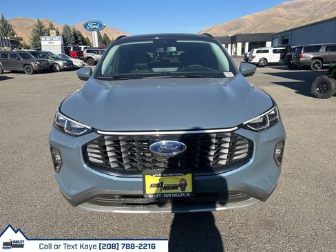 New 2024 Ford Escape Base w/ PHEV Premium Package image 33