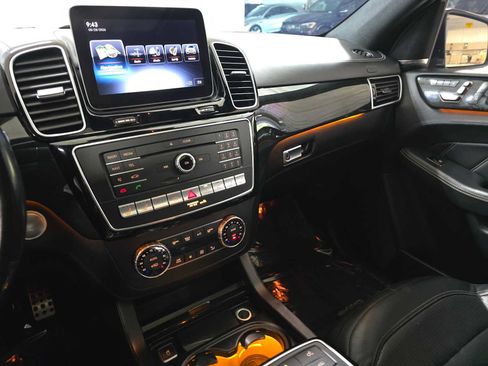 Used 2018 Mercedes-Benz GLE 63 AMG 4MATIC image 33