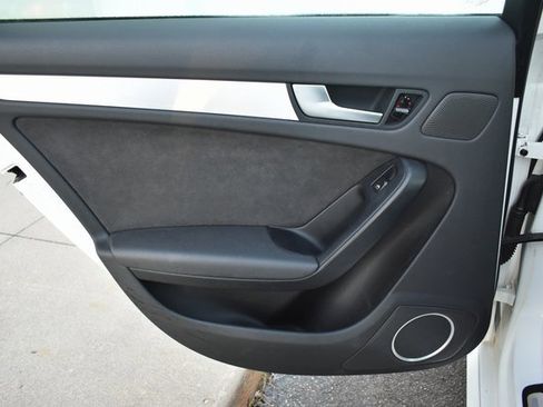 Used 2010 Audi S4 Premium image 32