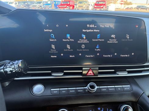 Used 2024 Hyundai Elantra SEL image 7