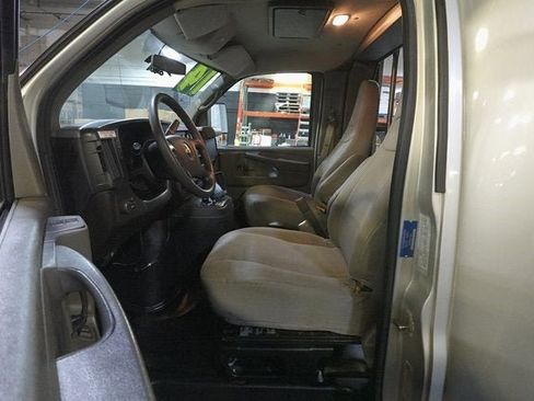 Used 2014 Chevrolet Express 3500 w/ Shuttle Bus Package image 7