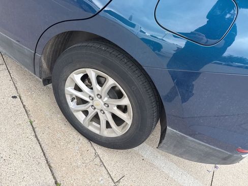 Used 2020 Chevrolet Equinox LT image 10