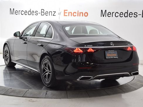 Used 2026 Mercedes-Benz E 350 4MATIC Sedan image 4