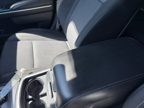 Used 2018 Dodge Charger R/T RWD image 14