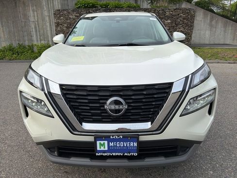 Used 2023 Nissan Rogue SV AWD/4WD image 9