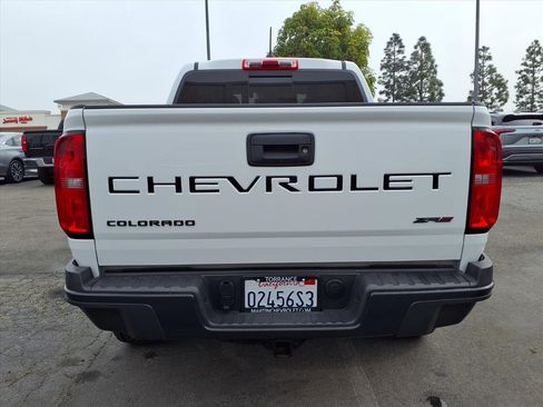 Used 2022 Chevrolet Colorado ZR2 image 19