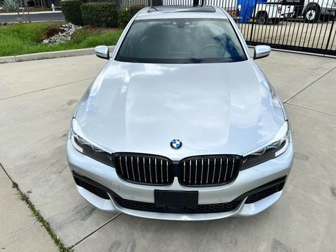 Used 2019 BMW 740e xDrive 740e xDrive iPerformance AWD 4 w/ Executive Package image 11