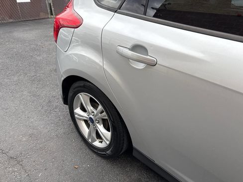 Used 2014 Ford Focus SE w/ SE Winter Package image 16