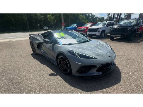 Used 2025 Chevrolet Corvette Stingray Premium Conv w/ Z51 Performance Package RWD image 8