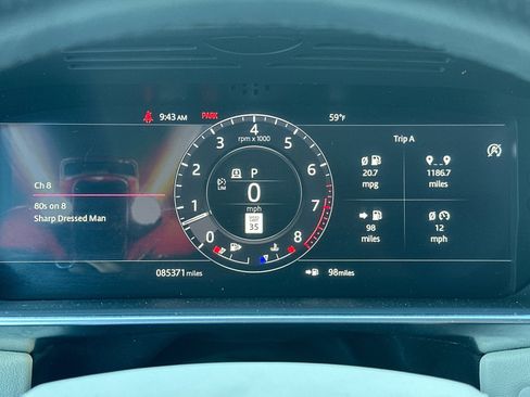 Used 2021 Land Rover Range Rover Sport HSE Silver Edition image 25