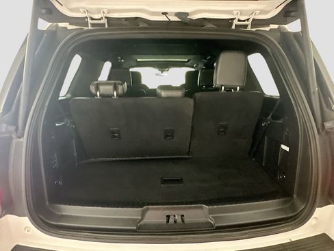 Used 2021 Ford Expedition Limited AWD/4WD image 32